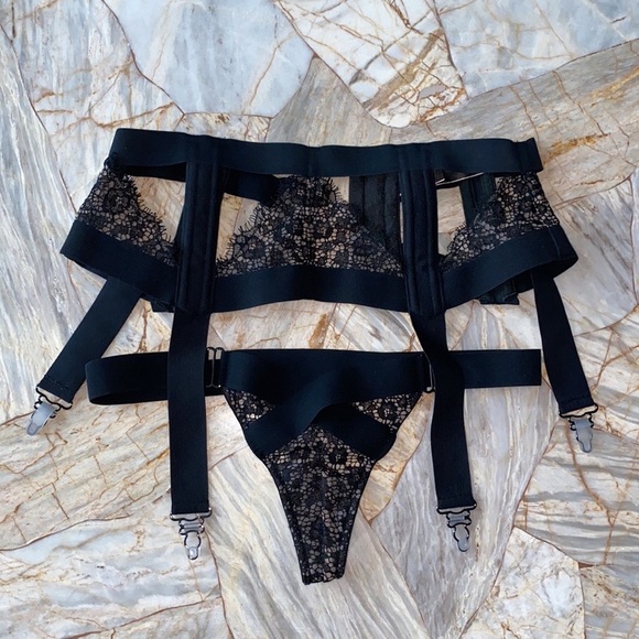 2Pc Matching Set Panty Thong Small + Garter Belt XS/S Floral Lace